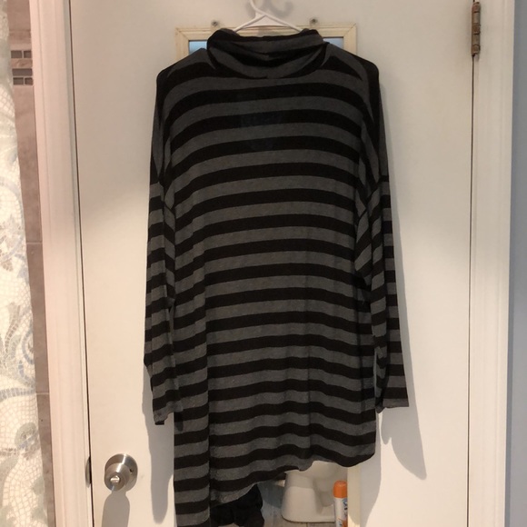 Sunday Striped cowl neck lightweight sweater 2x - Picture 3 of 6